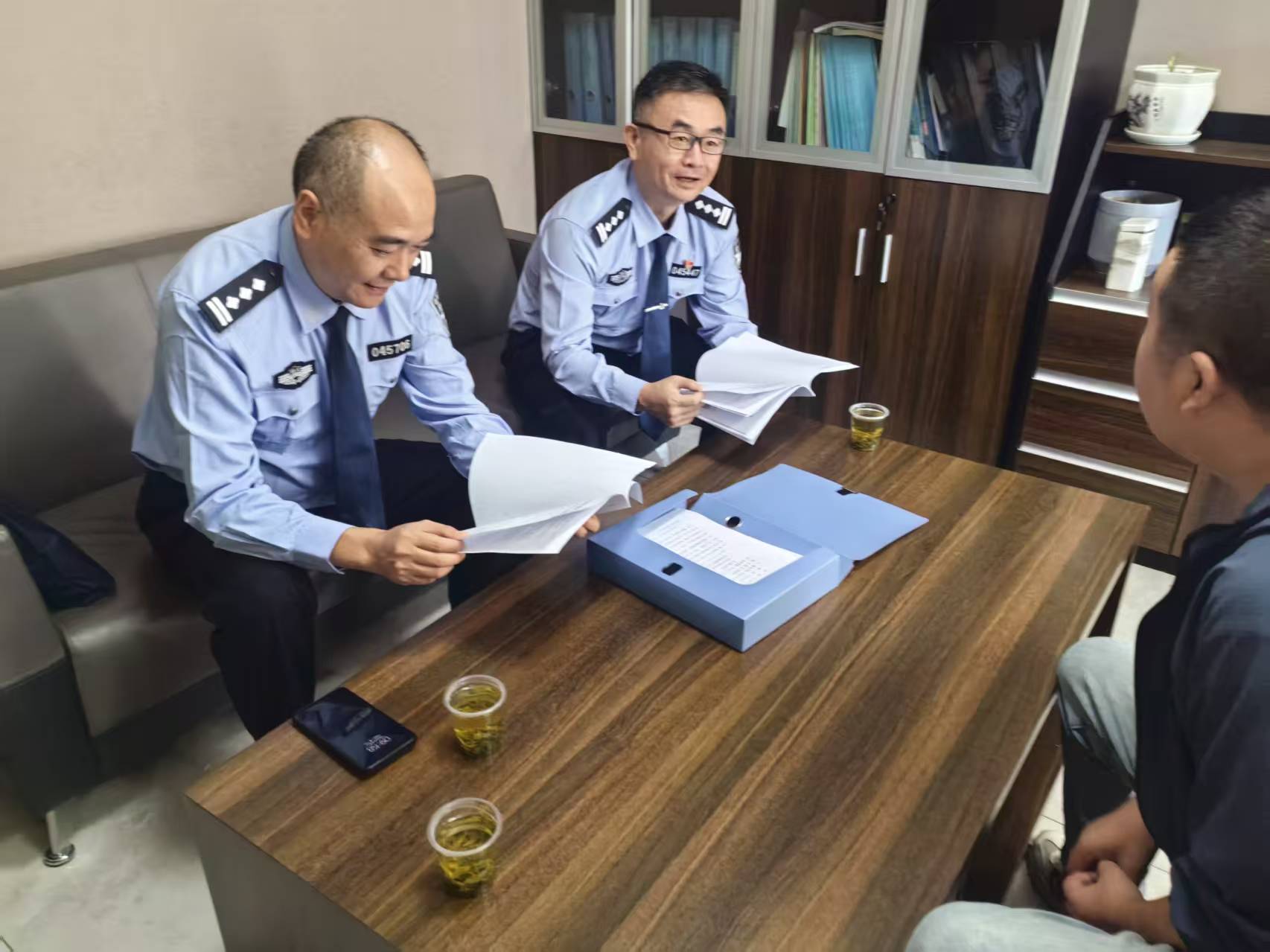 113136127.jpg 7ca0520b83af3b3946c7103128d71a13.jpg